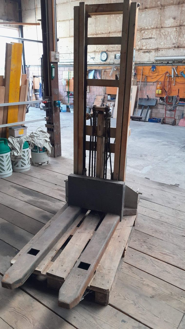Carrelli elevatori e a forche: 3 Punkt Stapler einfach für Traktor – Usato da Mühleberg venduto da Gibsy1196 1