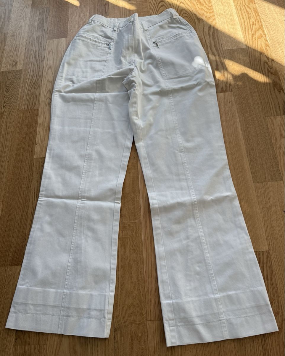 Pantaloni: Pantalon blanc, taille 36 – Usato da Genève venduto da valmath