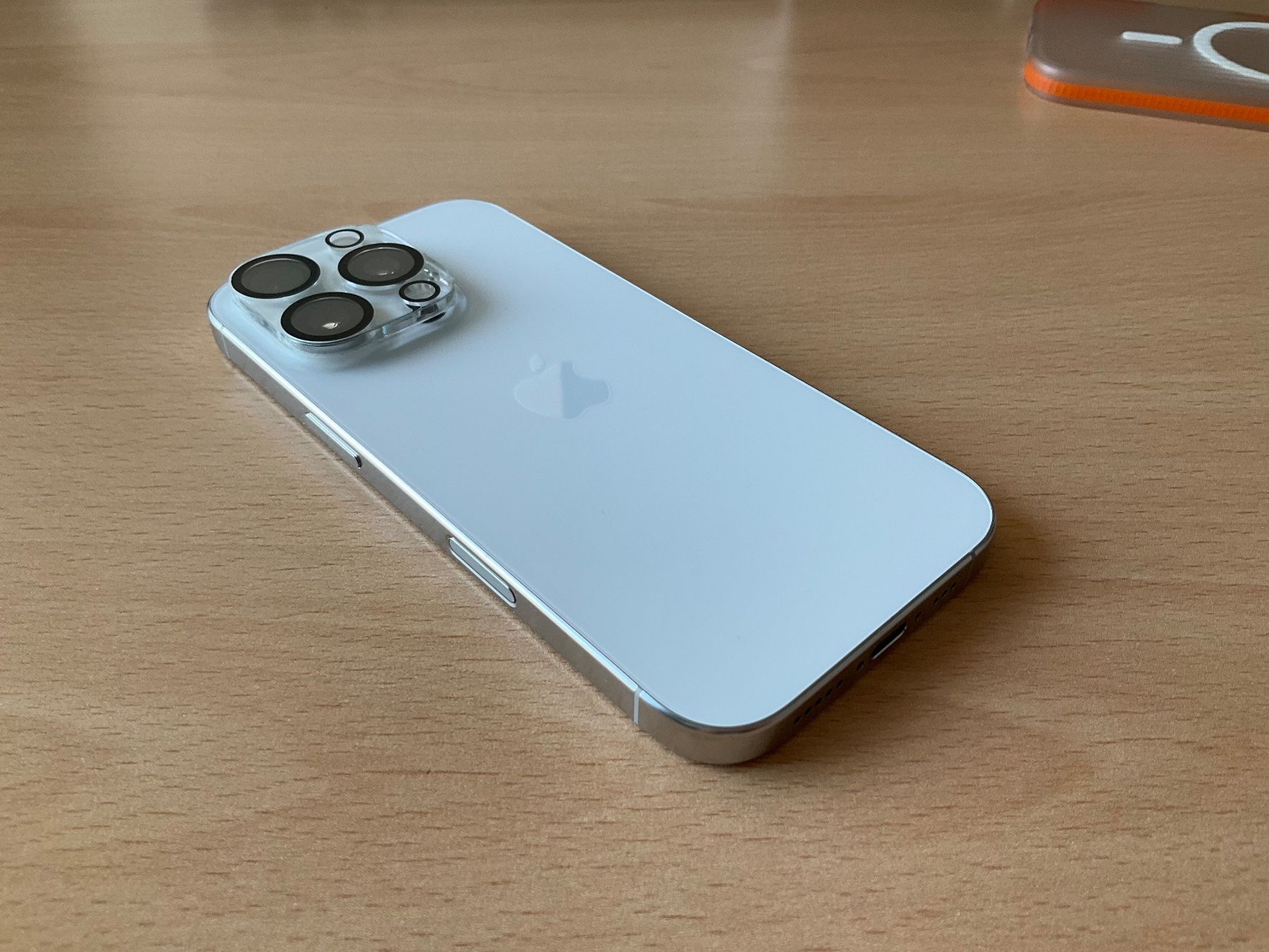 Apple Telefoni cellulari / Smartphones: iPhone 16 pro - 128 GB Blanc - Comme neuf – Usato da Renens VD venduto da johsushy 1