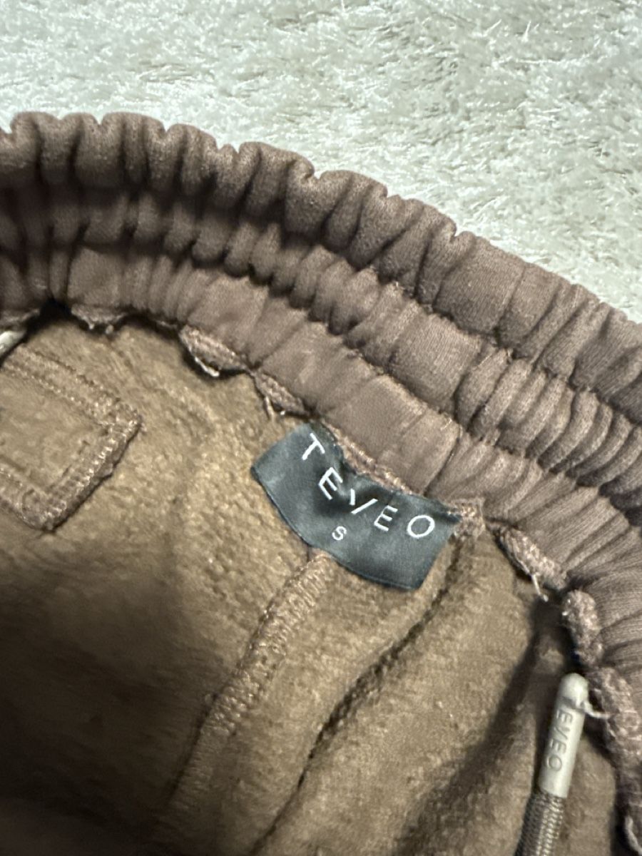 Teveo Pantaloni: Teveo Jogginghose Gr. S, braun – Usato da Wetzikon ZH venduto da jessi_ing 2