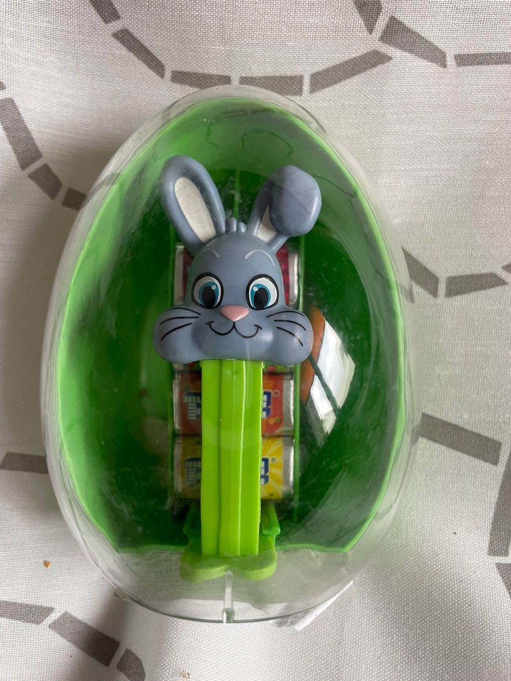 Pez Statuette: PEZ Osterhase original verpackt – Nuovo e nell'imballaggio originale da Rafz venduto da stg101