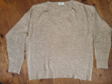 Kuscheliger Pullover Gr. S, beige, V-Ausschnitt