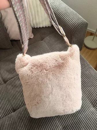 Umhängetäsche Fell in rosa