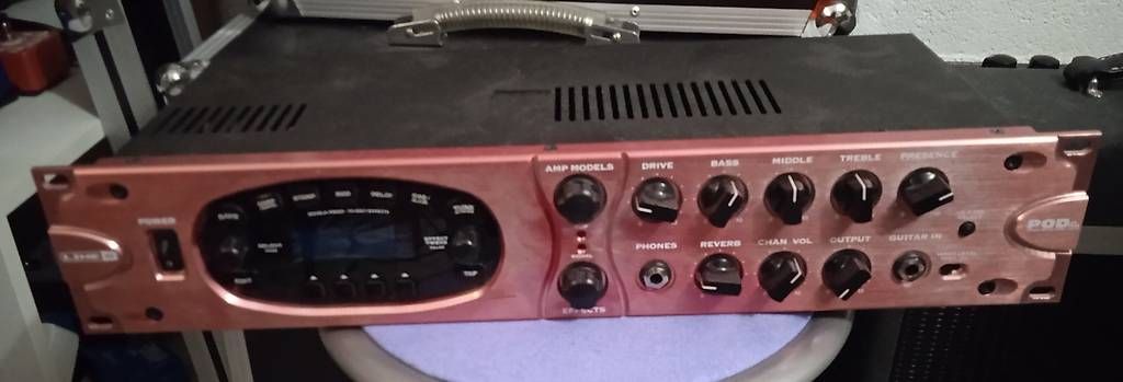 Line 6 Amplificatori: Line 6 - POD XT Pro (rack) – Usato da Bouloz venduto da Froideval