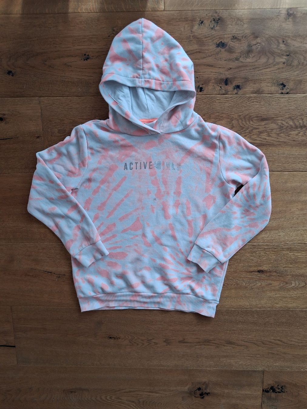 Maglioni & Felpe: Cooles Mädchen Hoodie, Gr. 134/140 – Usato da Roggliswil venduto da buechi82