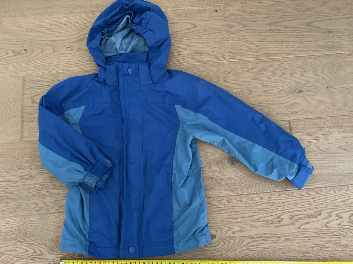 Giacche & Cappotti: Regen- Übergangsjacke Kinder, Gr110 – Usato da Oensingen venduto da katepe