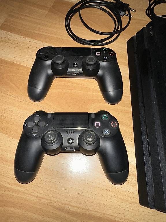Sony Konsolen: Playstation 4 – Gebraucht aus Bönigen von Saratr03 1