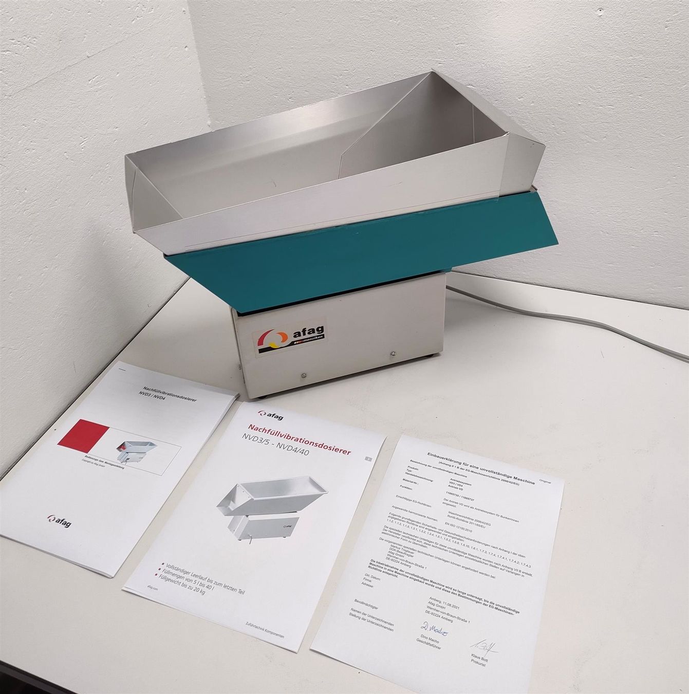 Accessori da laboratorio: AFAG Nachfüllvibrationsdosierer VD3 – Usato da Niederdorf venduto da LeptonAG_Labor 2