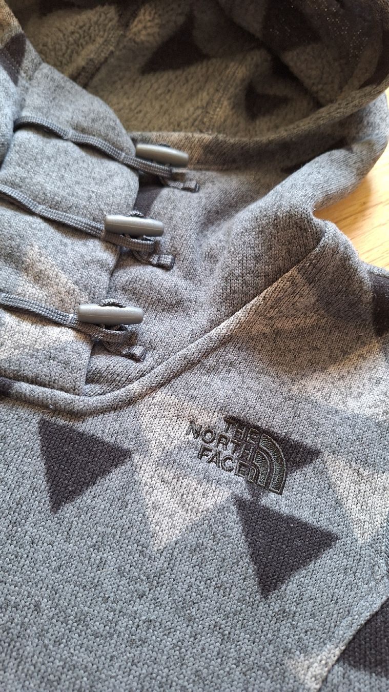 North Face Maglioni & Felpe: North Face Pulli – Usato da Bern venduto da Mirja1992 1