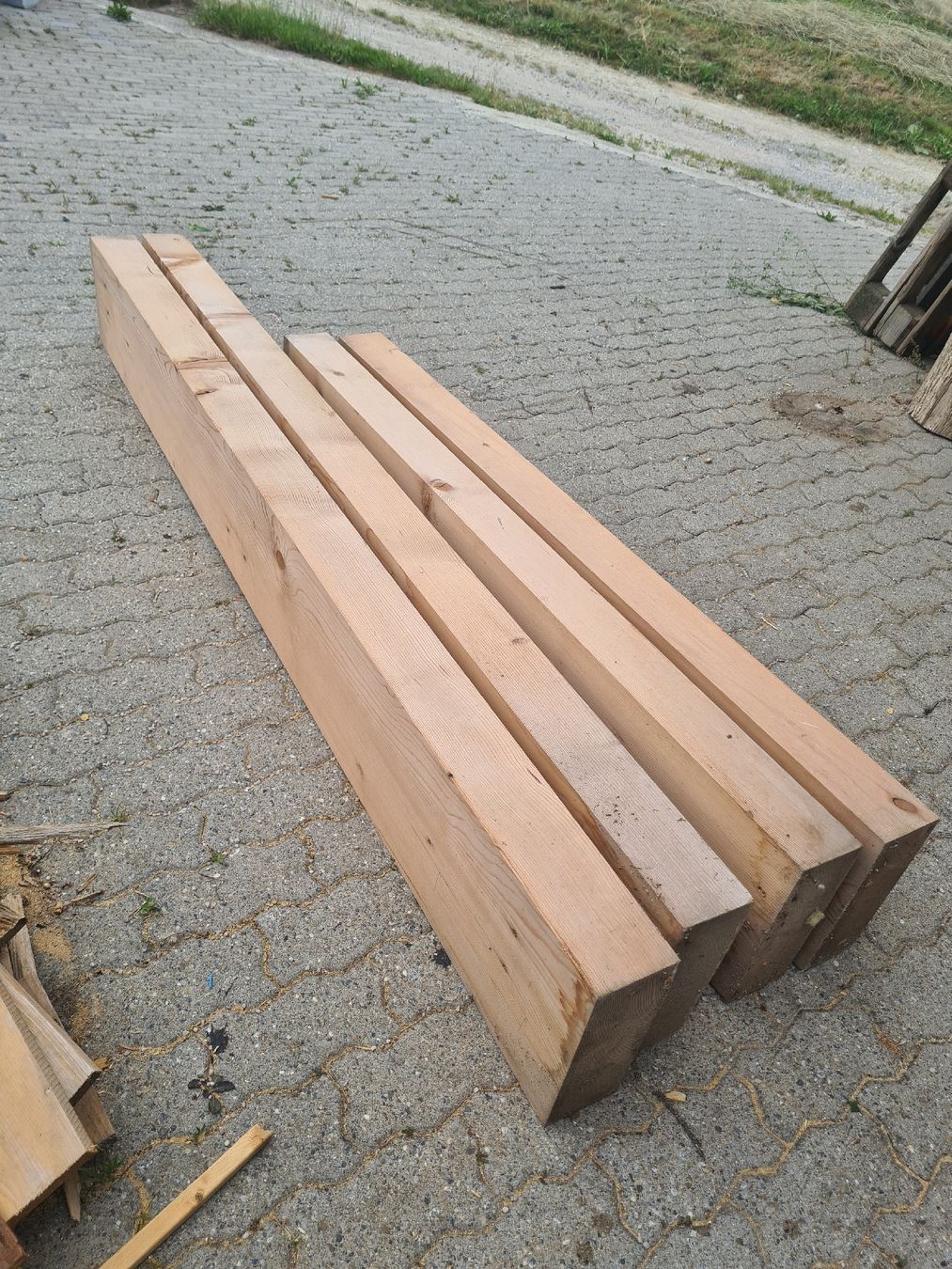 Articoli in legno: Baumaterial Holz – Usato da Düdingen venduto da Boongo 2