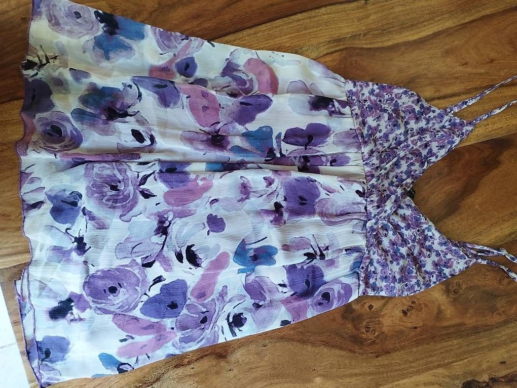 Camicette: Bluse/ Top geblümt lila – Usato da Murg venduto da mar_bkc8 4