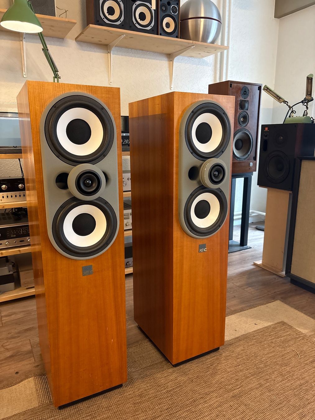Cabasse Casse acustiche: Cabasse Iroise SCS Merisier – Usato da Onnens VD venduto da Vintage-Hifi-Store