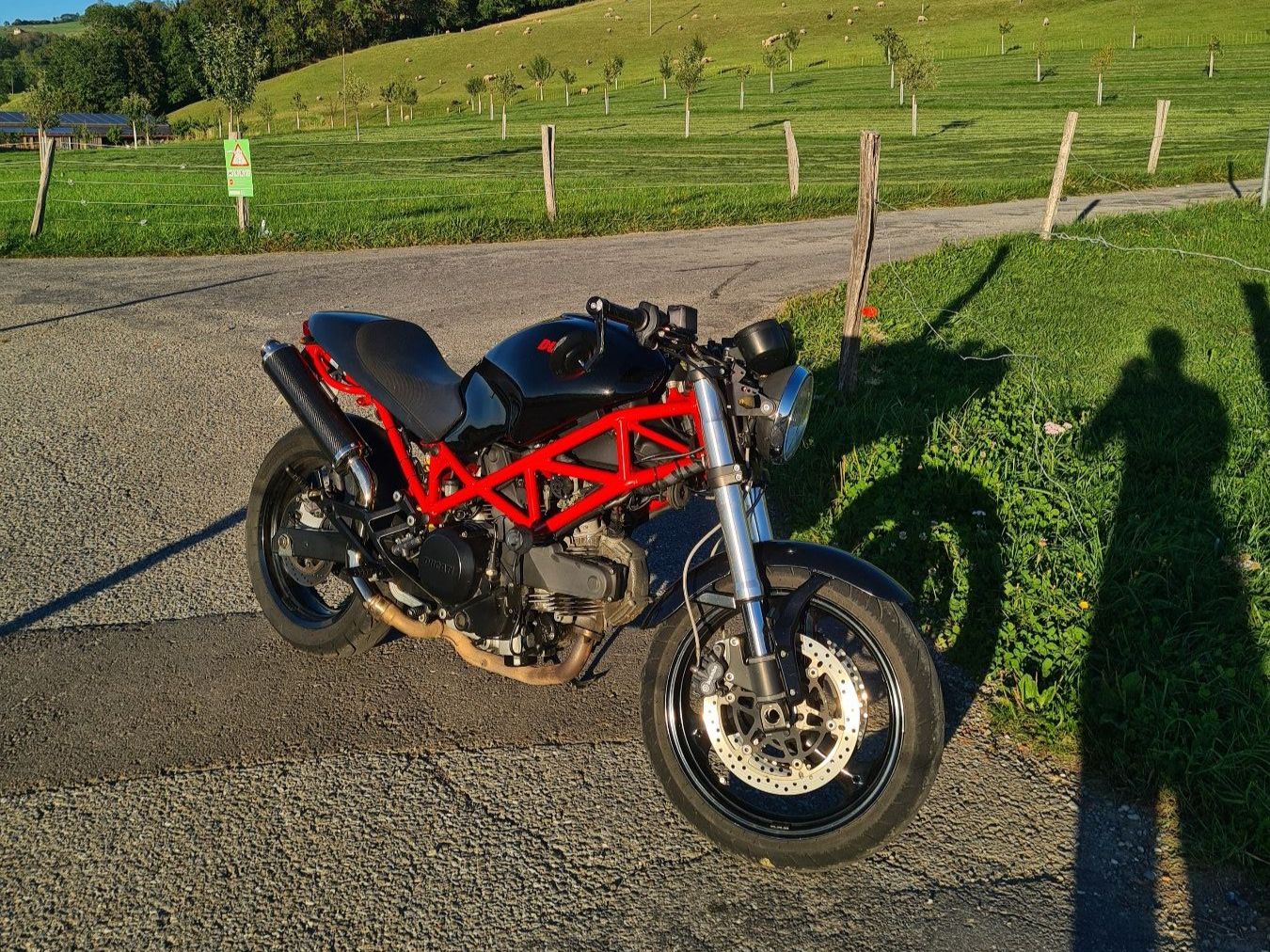 Ducati Strada: Ducati monster 695     A35kW – Usato da Hauteville venduto da gab_jr8s