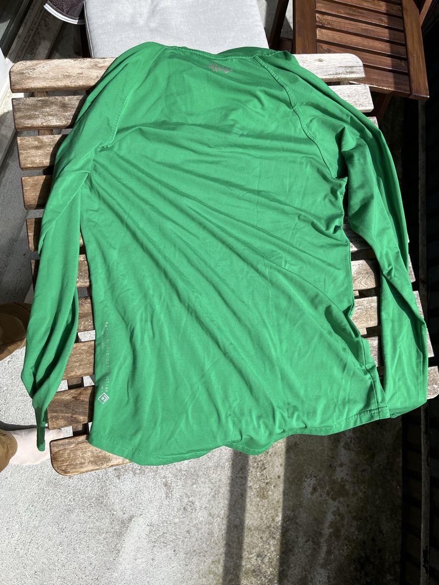 Pulls & Sweat-shirts: DryFit Midlayer Grösse M – D'occasion à Zürich par dopli 1