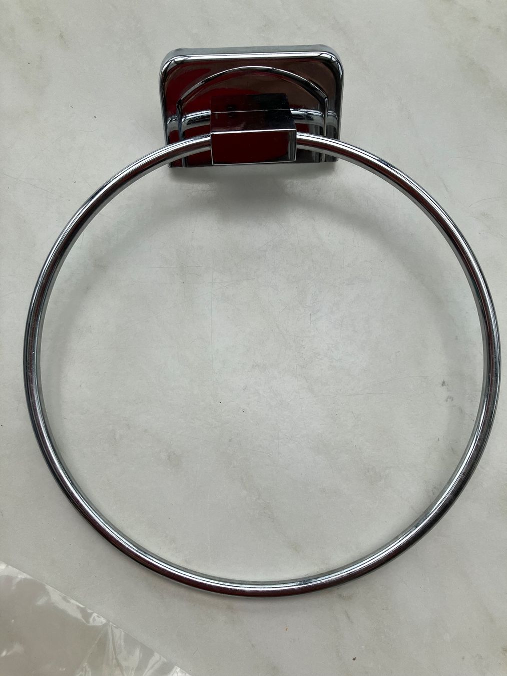 Portasciugamani: Handtuchring, verchromt, neu, Durchmesser 18 cm – Nuovo e nell'imballaggio originale da Rüegsauschachen venduto da limek 2