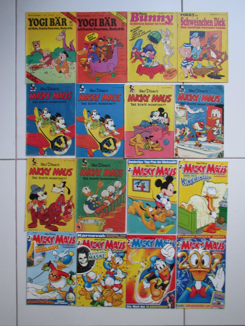 Fumetti: 16 COMICS MICKY MAUS YOGI BÄR BUGS BUNNY SCHWEINCHEN DICK – Usato da Zumikon venduto da Gung