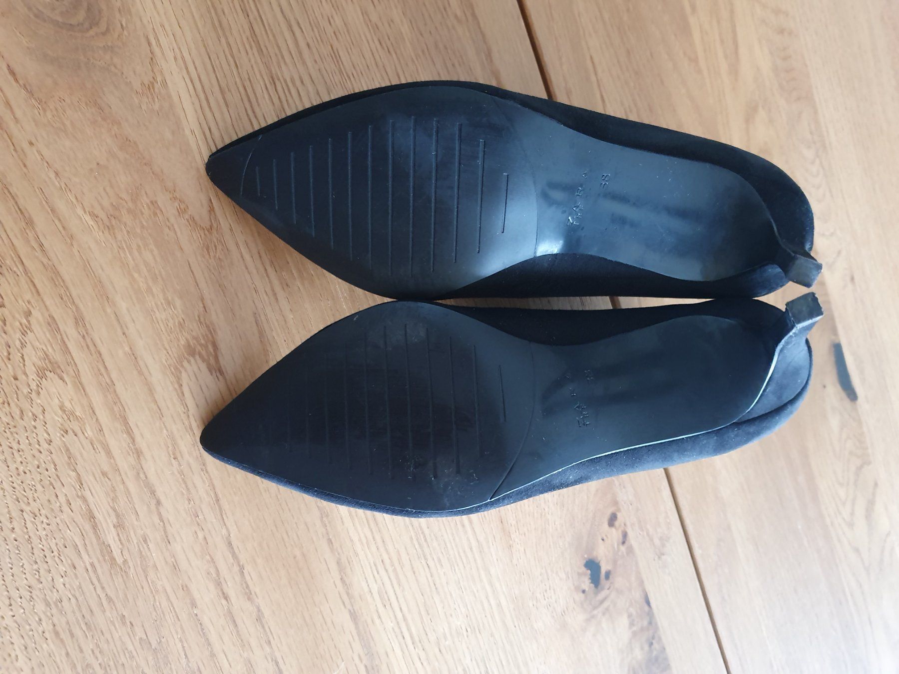 Zara Scarpe da donna: bottines Zara en daim chic élégant – Nuovo (secondo la descrizione) da Cheseaux sur Lausanne venduto da pan_skd5 2