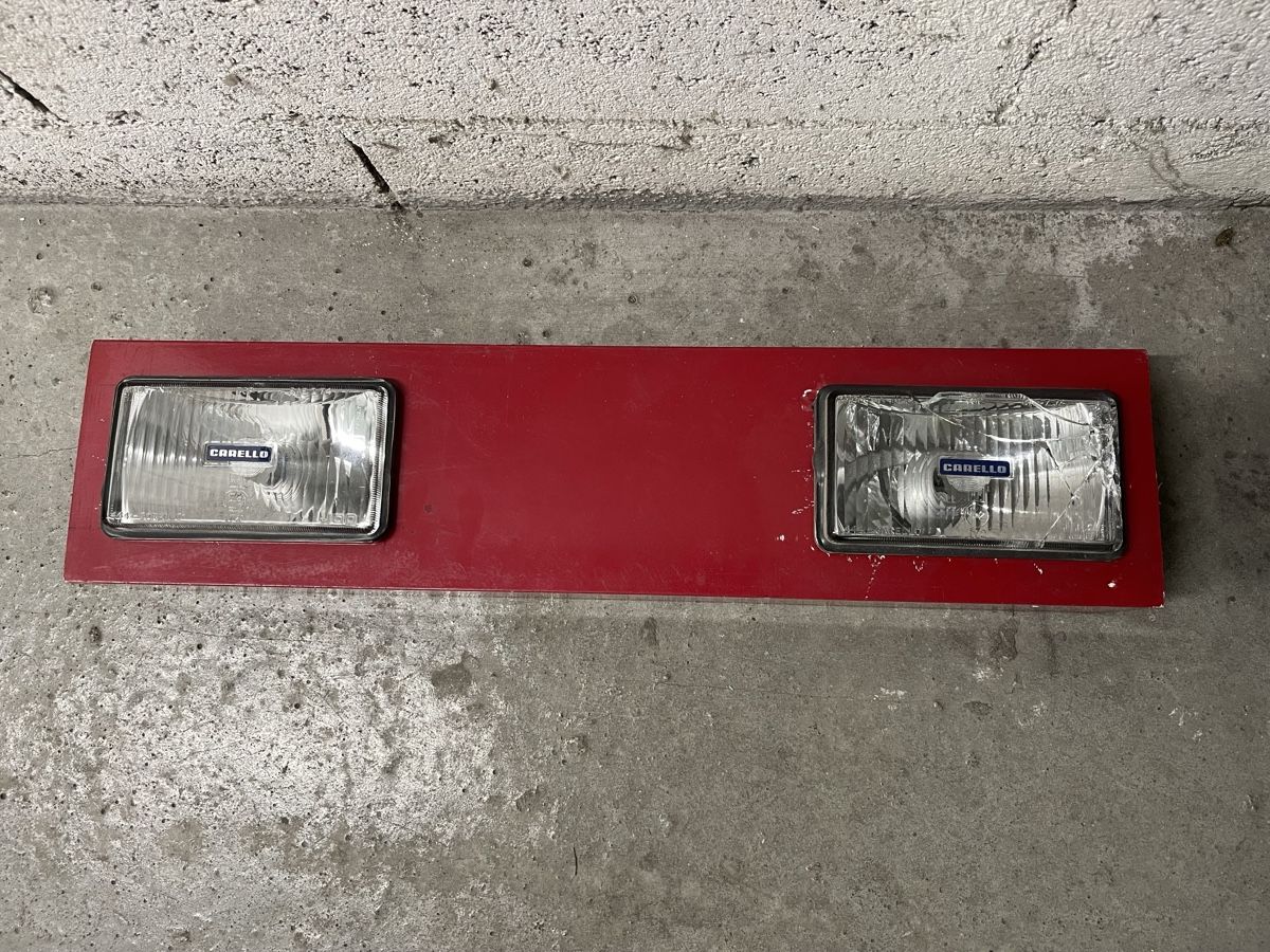 Carello Scheinwerfer: Carello headlights panel red used condition – Gebraucht aus Genève von DEBARR.AS