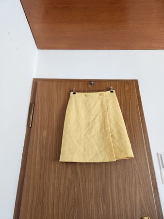 Jupe EPISODE jaune 100% laine taille XS