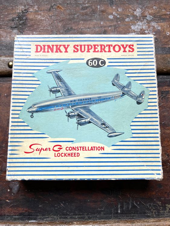 LOOKHEED SUPER CONSTELLATION Air France de Dinky Fr (ref 60C) très beau