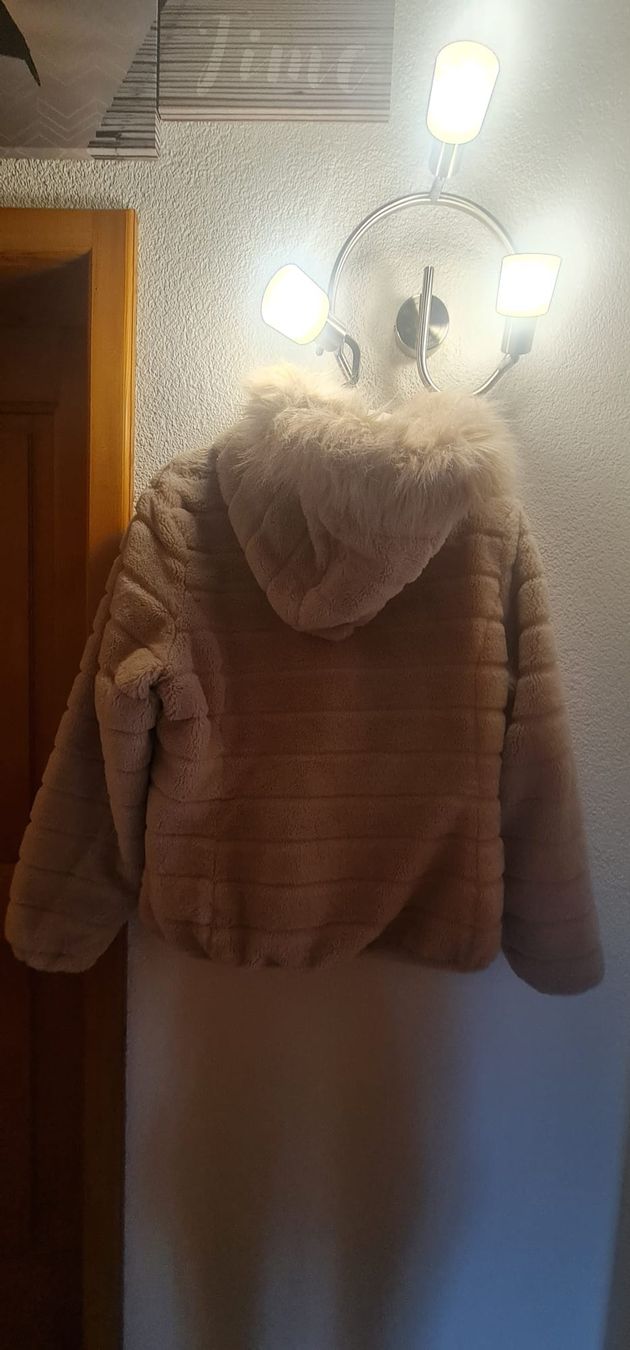 Giacche: wunderschöne, beidseitig tragbare winterjacke, weiss/beige – Usato da Toffen venduto da Gwunderegge77 3