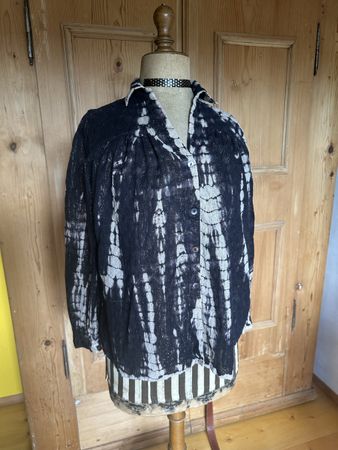 Maison Hotel Bluse batik schwarz/beige XS 