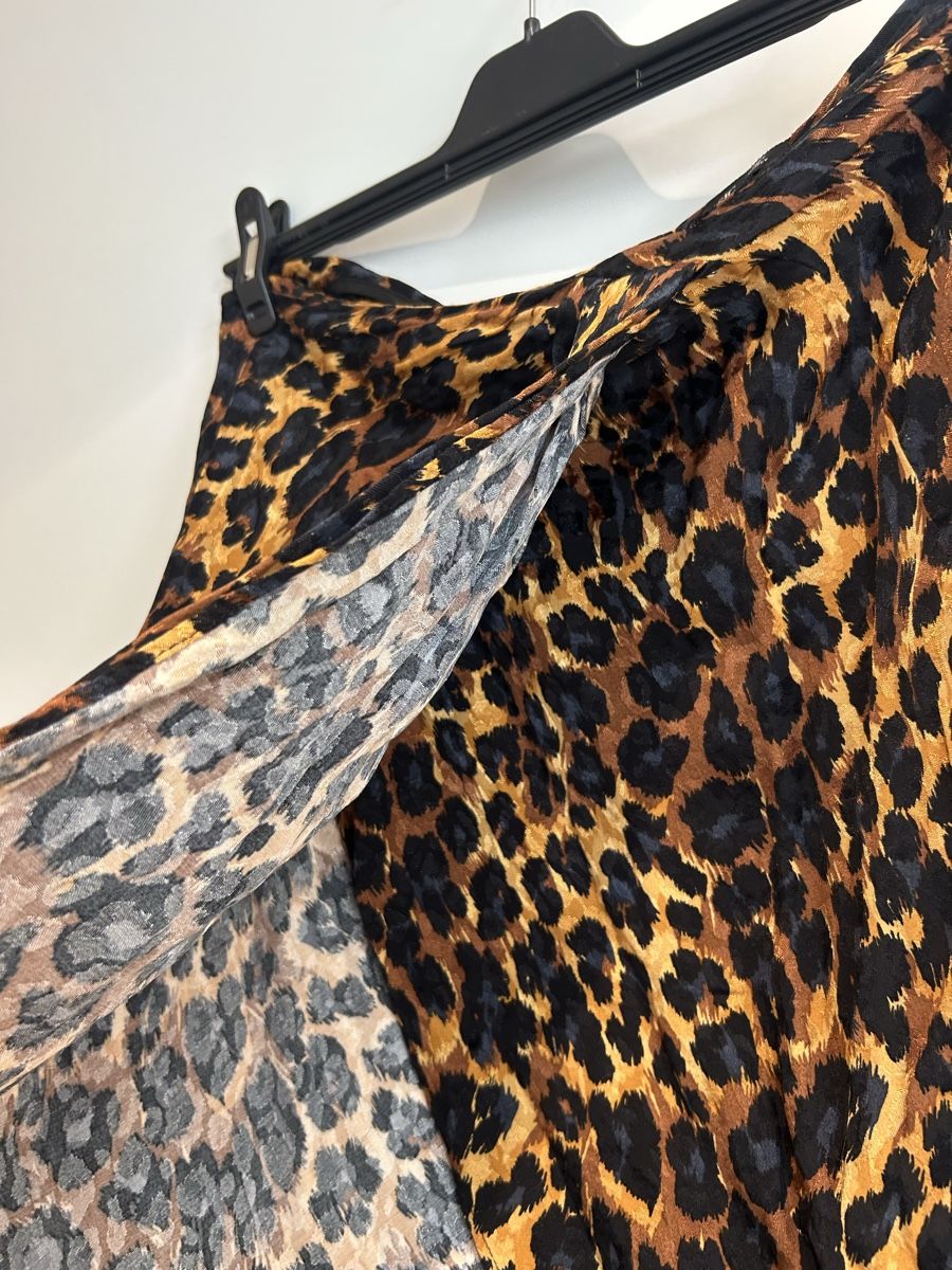 Zara Gonne: Rock Zara Basic Animal Print Grösse L – Usato da Zürich venduto da fan_z5fl 2