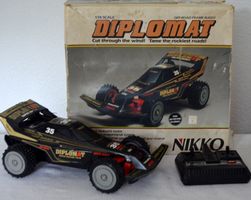 Nikko Diplomat 1/14 RC Auto / voiture télécommandé