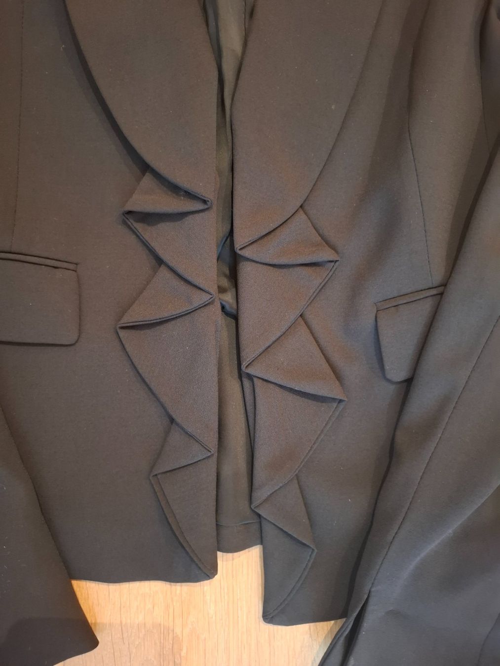 Esprit Ensembles & Tailleurs: Esprit Blazer schwarz, Gr. XS – D'occasion à Jenins par kunzli88 2