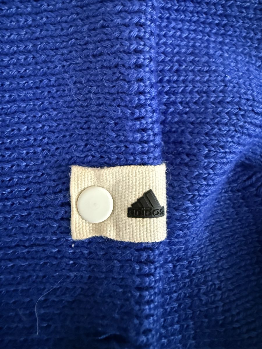 Adidas Copricapi, berretti & cappellini: Adidas Beanie Blue – Nuovo (secondo la descrizione) da Ostermundigen venduto da Alex_ngtran 1