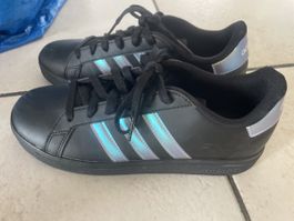 Neue Adidas Grand Court Sneaker Gr.38schwarz/holo