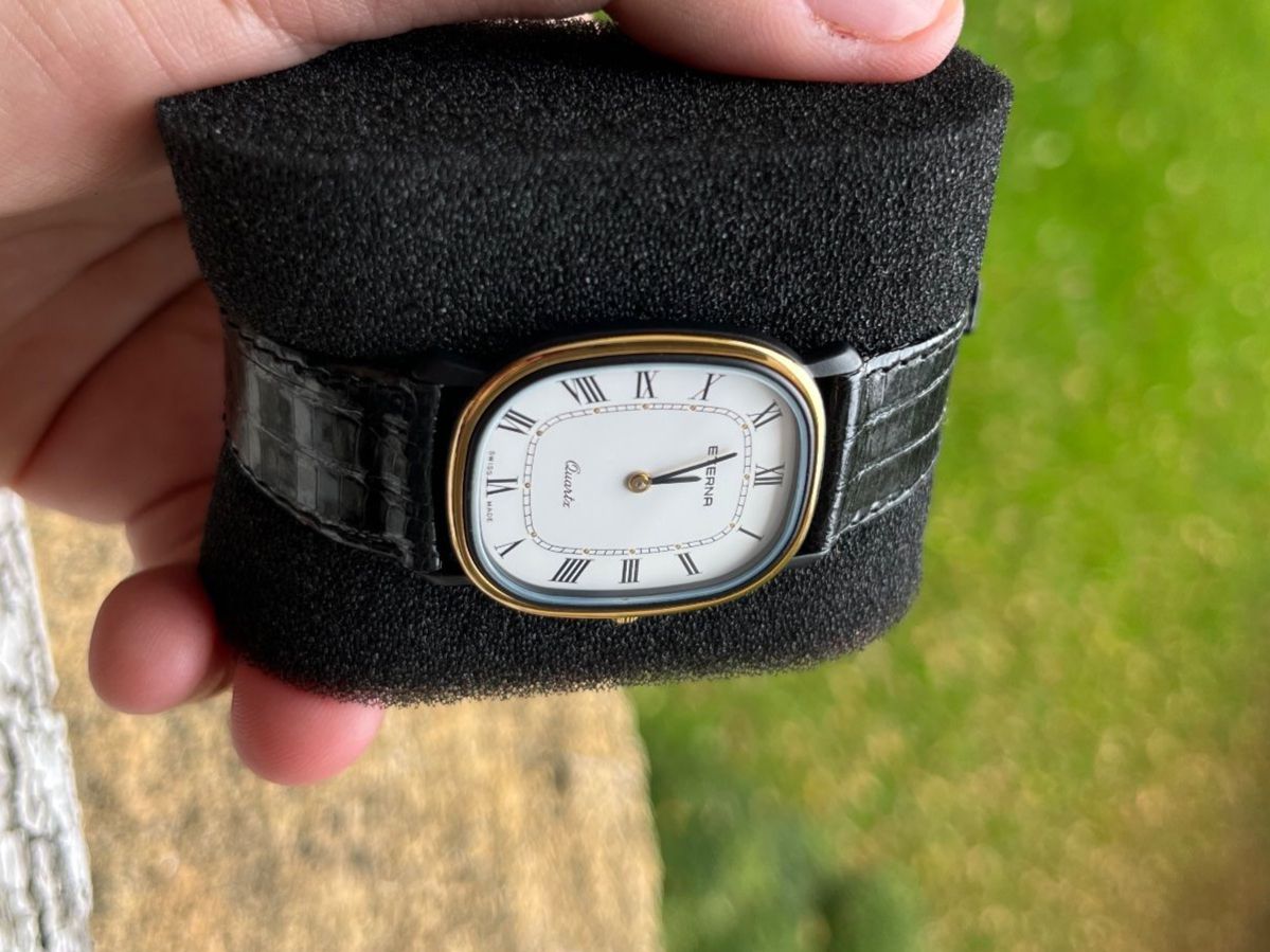 Eterna Orologi: Montre Eterna Quartz - NOS – Nuovo e nell'imballaggio originale da Erlach venduto da migdep985 1