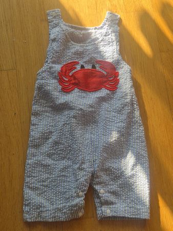 Baby Strampler blau weiss gestreift mit Krabbe Motiv,