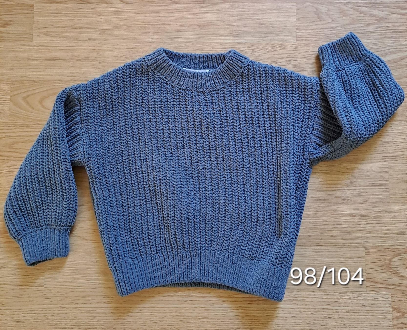 Lotti & Set di vestiti: diverse Pullover/Winterkleid/Pyjama - Grösse 98/104 – Usato da Rotkreuz venduto da Blubberli1 1