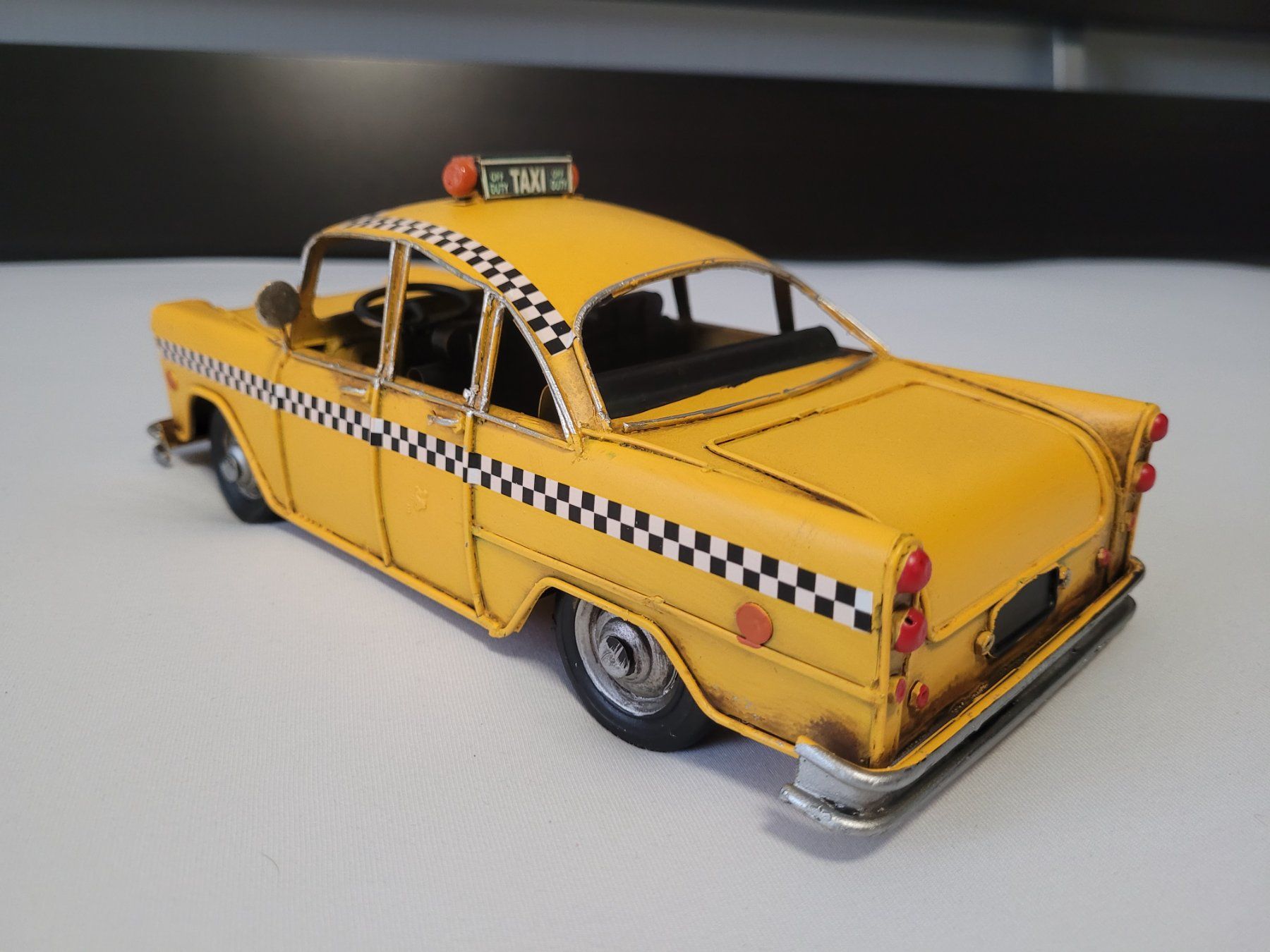 Tutte le decorazioni: Taxi en métal décoration – Nuovo e nell'imballaggio originale da Courtaman venduto da Bluejazz 3