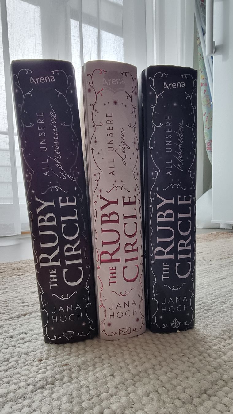 Libri: The Ruby Circle Trilogie von Jana Hoch – Usato da Chur venduto da laramente