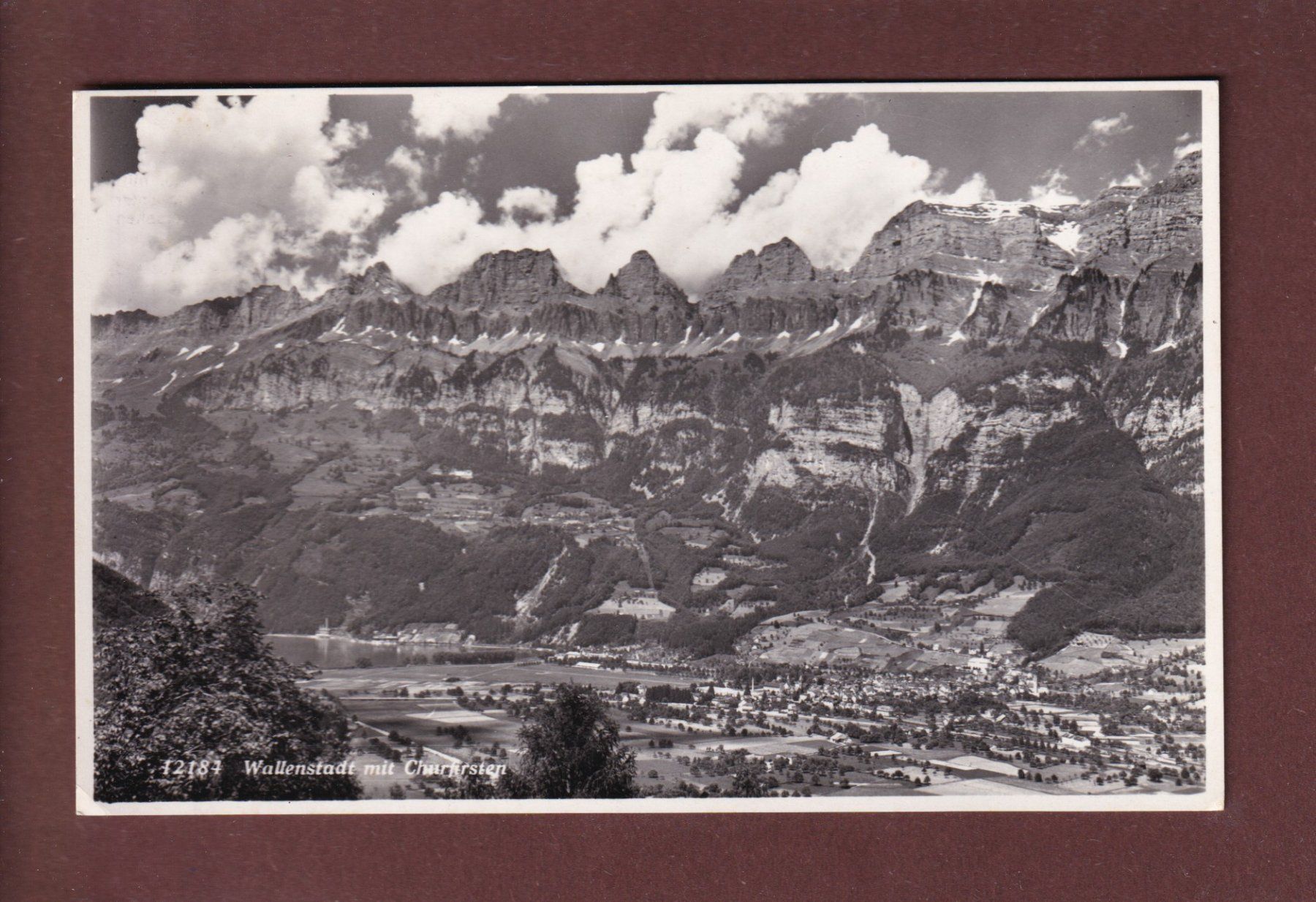 Cartoline postali: WALLENSTADT - Churfirsten – Usato da Pully venduto da nicecards