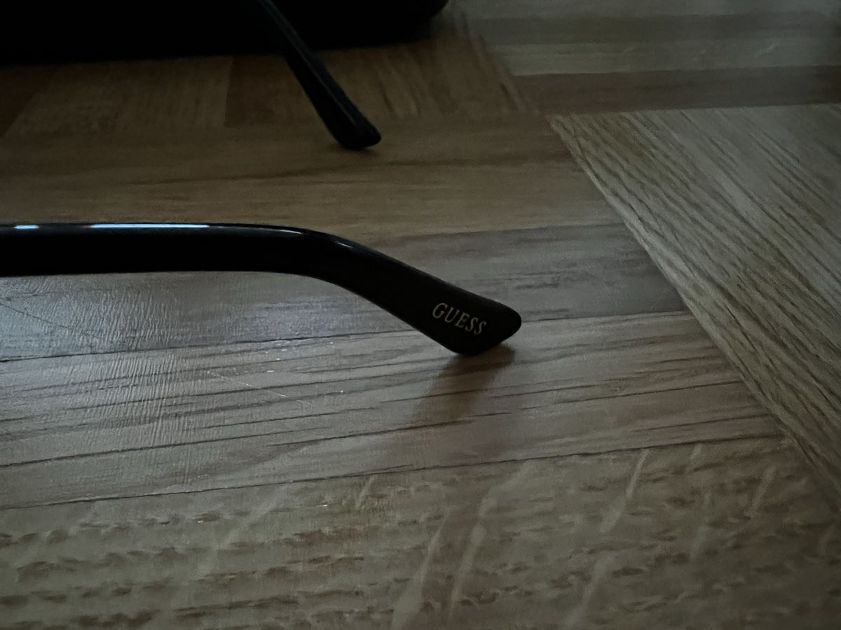 Guess Occhiali & Lenti: Sonnenbrille Guess – Nuovo (secondo la descrizione) da Schlieren venduto da mle_lws6 3