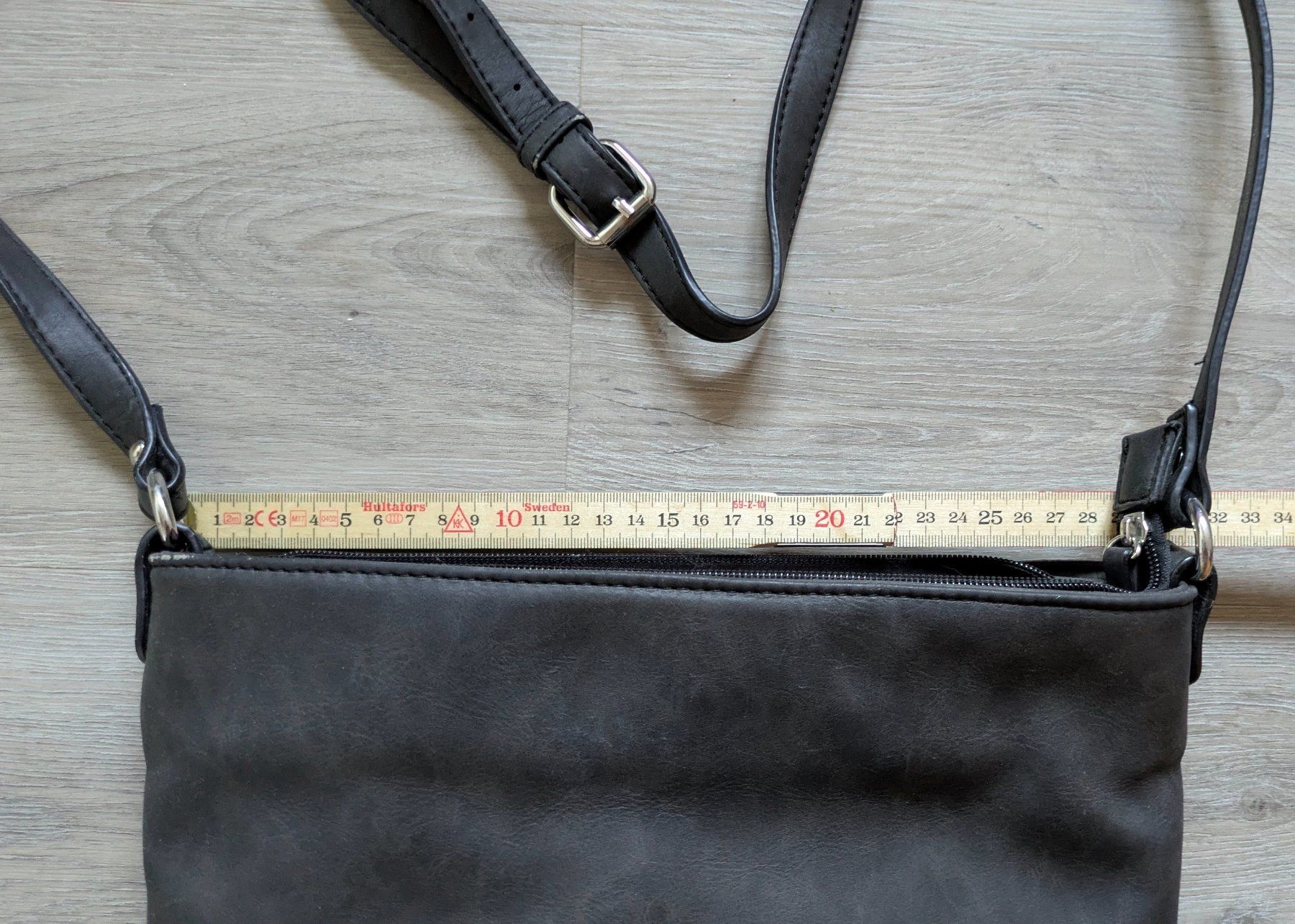 Borse: Sac bandoulière gris avec étoile – Usato da Orsieres venduto da IndianaJones50a 2