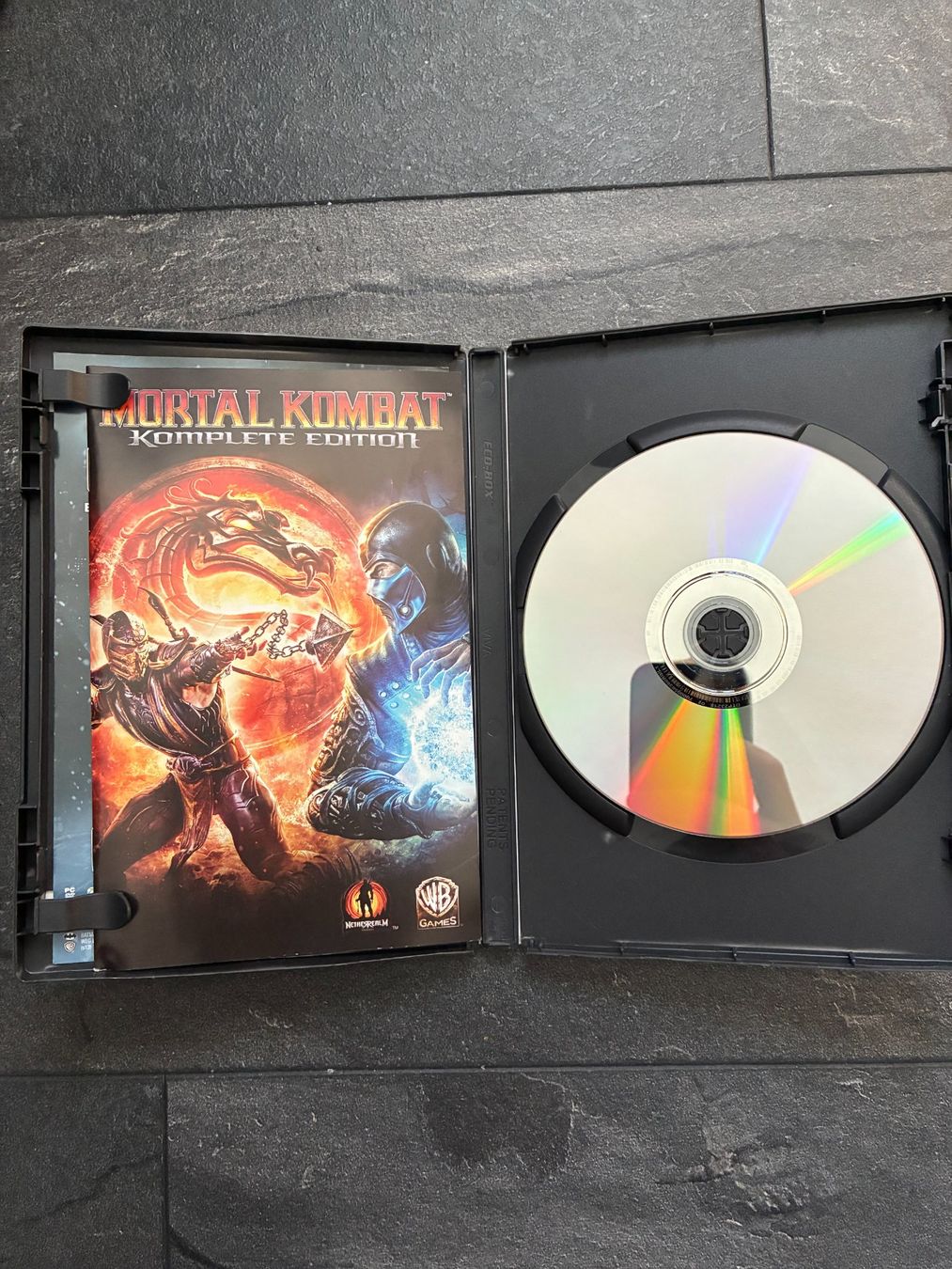 Spiele: Jeu PC Mortal Kombat Komplete Edition état correct – Gebraucht aus Le Locle von NDx 2