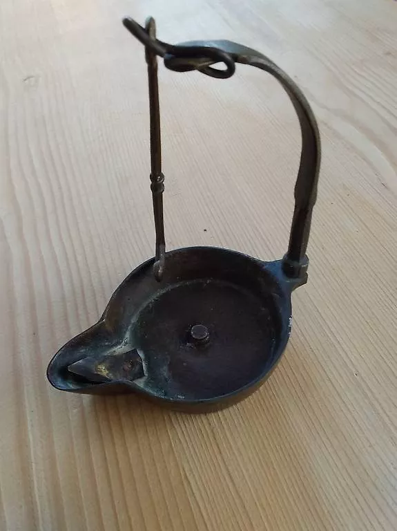 Lampade: antike Oellampe – Usato da Uetendorf venduto da kel_5hsq