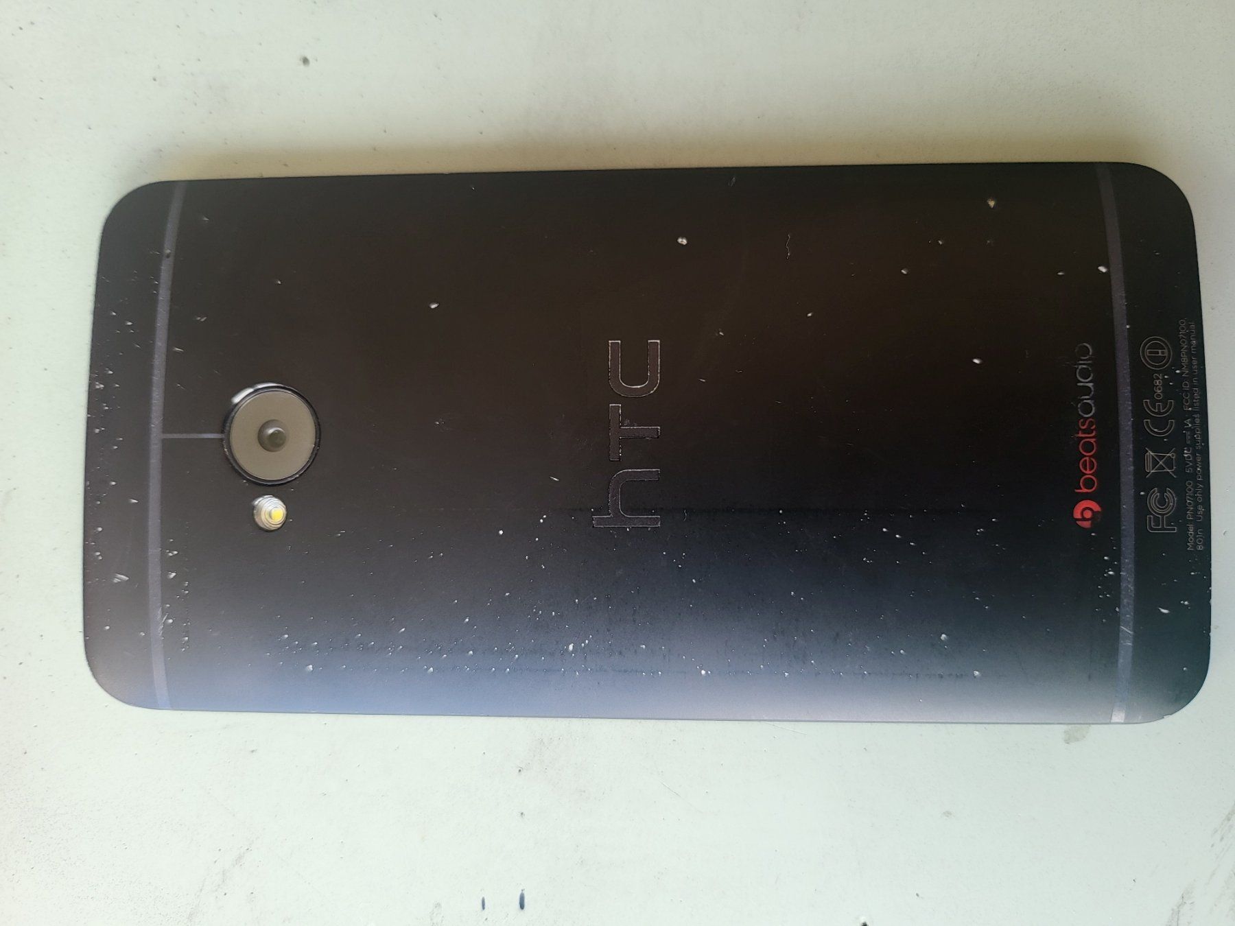 HTC Telefoni cellulari / Smartphones: Original HTC One M7 – Difettoso da Geneve venduto da T36 1