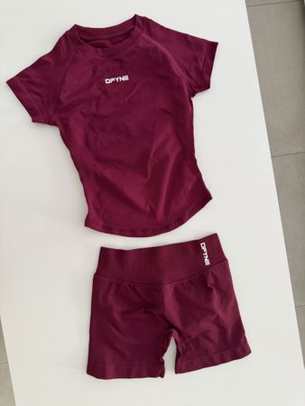 Sportswear set burgundy top shorts size S