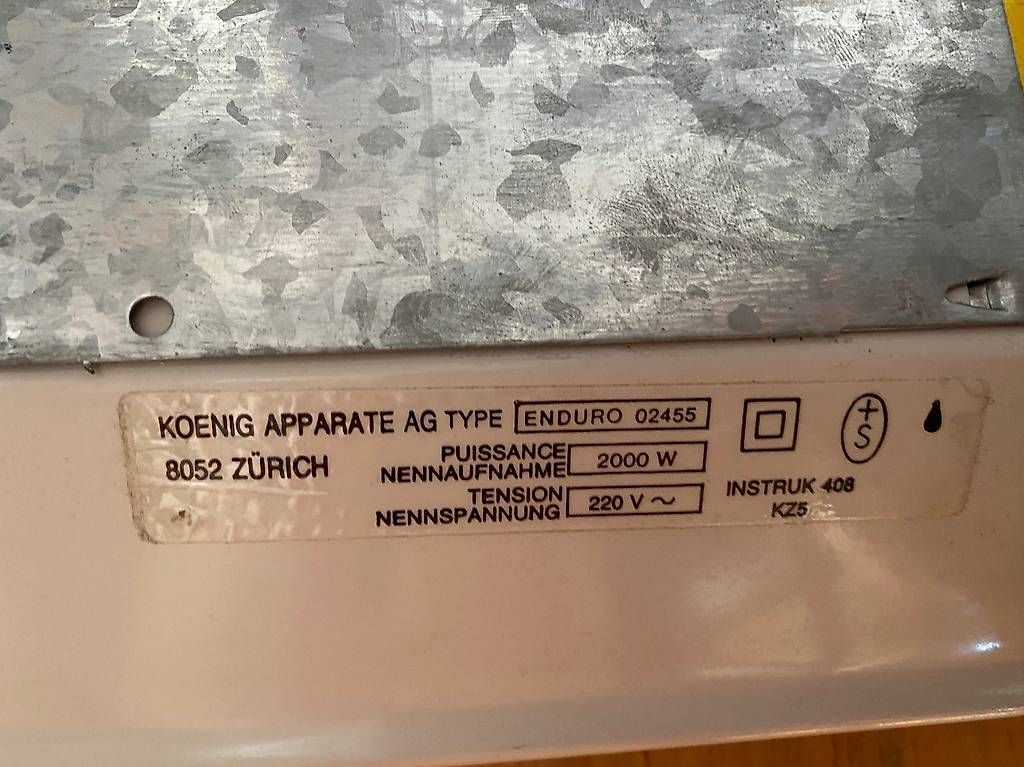 König Radiateurs: Elektroheizung KOENIG – D'occasion à Hinwil par Hiwikeb 1