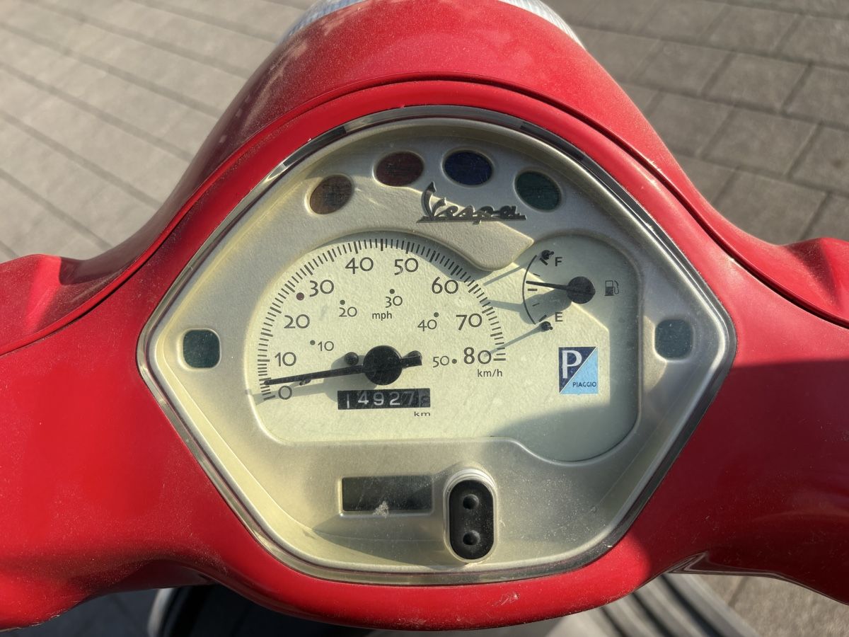 Piaggio Strasse: Piaggio Vespa LX2 50ccm – Gebraucht aus Oberglatt ZH von Candi98 6