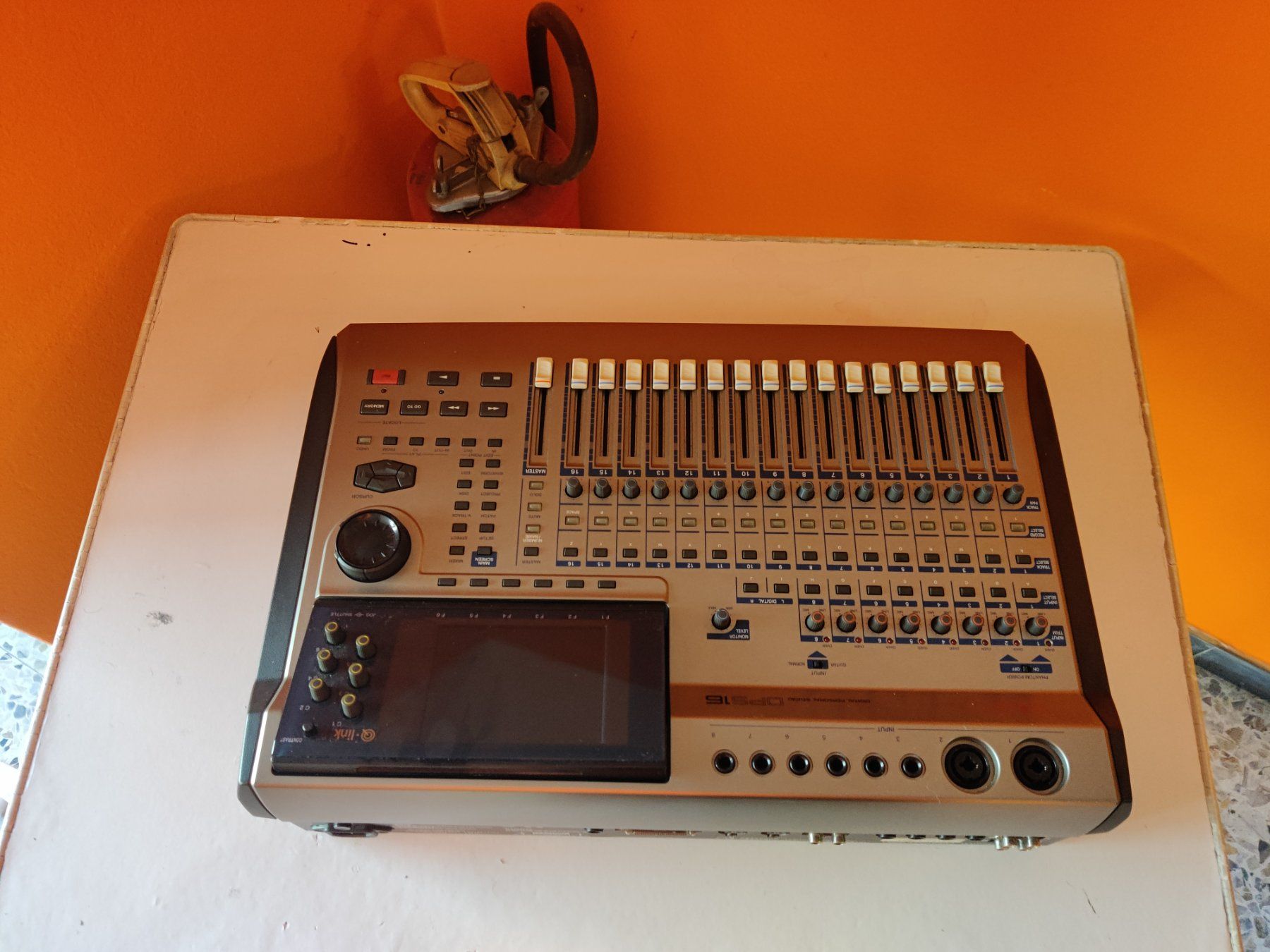 Akai Strumenti musicali: AKAI DPS16 Digital Multitrack 24bitHDR Workstation Recorder – Usato da Viganello venduto da XTECHSTOREX 9