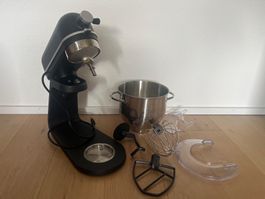 Küchenmaschine Trisa, schwarz, mit Zubehör, guter Zustand