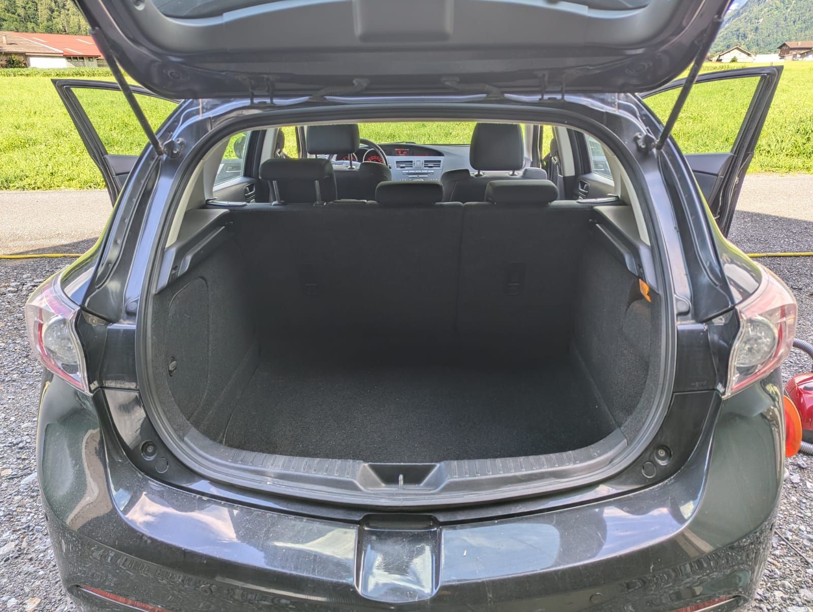 Mazda Automobili: Mazda 3 – Usato da Brienz BE venduto da Mich_1994 5