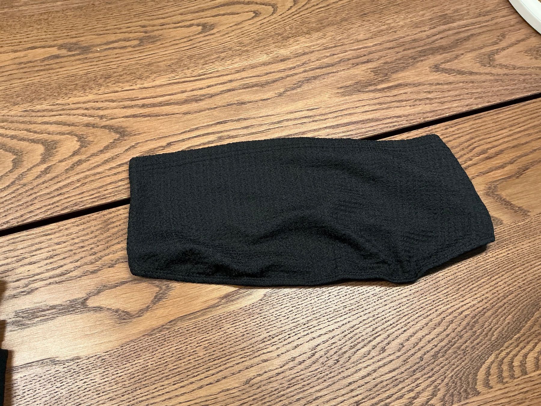 Top: Schwarzes Bandeau Top gr.m – Usato da Würenlos venduto da Starceve