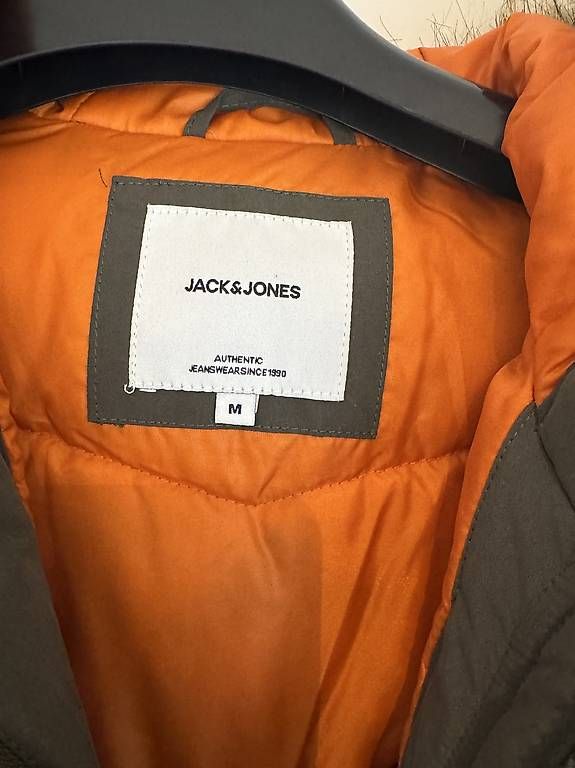 Giacche: Winter Jacke Jack&Jones – Usato da Balsthal venduto da Kalii1 1